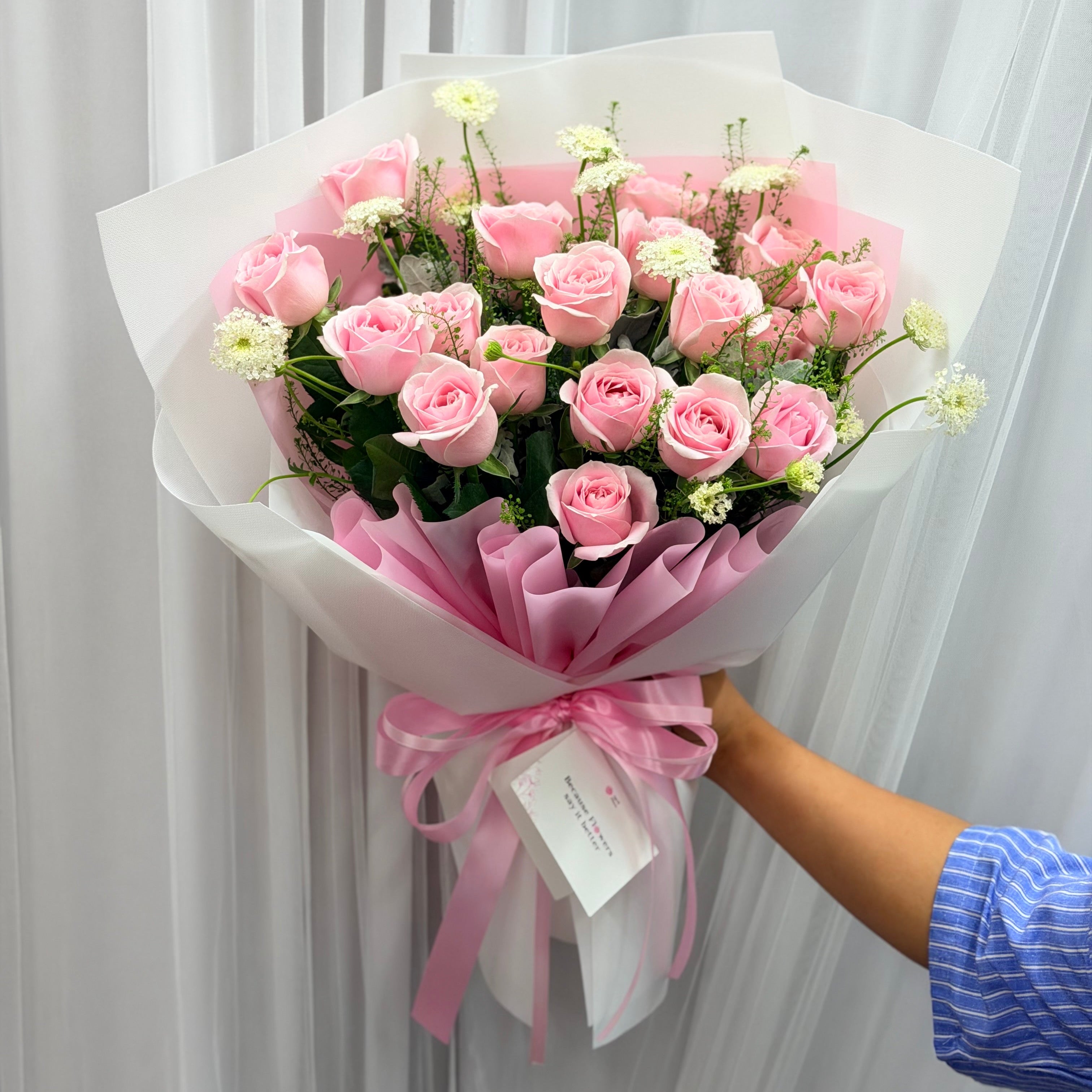 ช่อดอกไม้ "Sweet Romance"