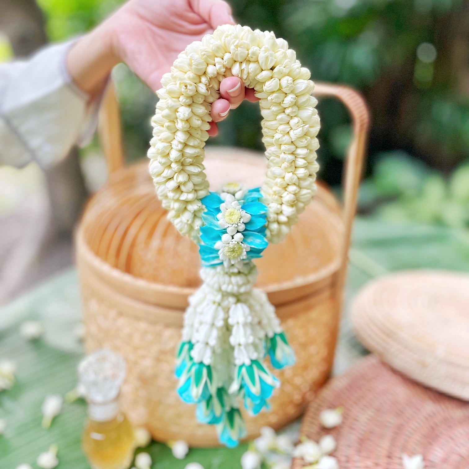 Jasmine Garland Blue (รักแม่ที่สุด)