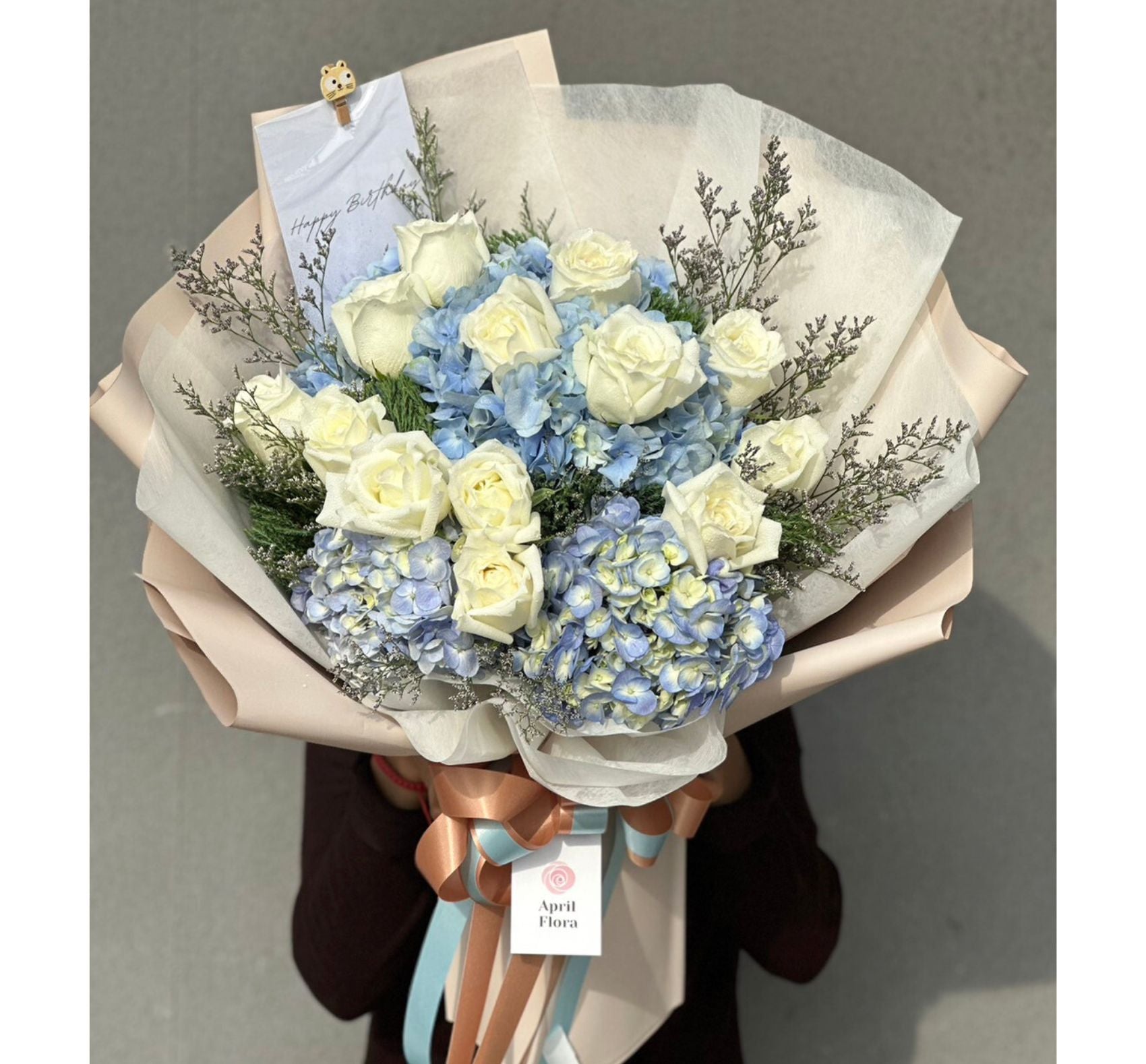 "Lovely Blue" Chic mixed blue hydrangea with white roses
