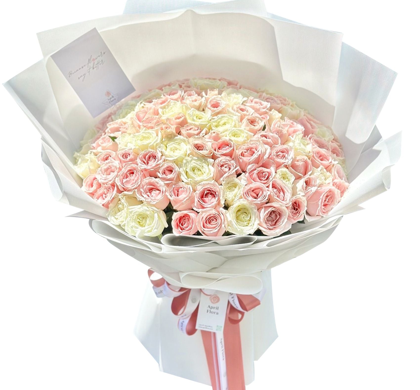 ช่อดอกไม้ Love Is a Rose Bouquet