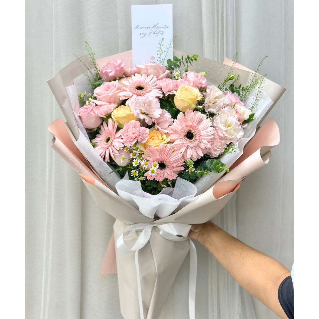 ช่อดอกไม้ Sweetheart Bouquet