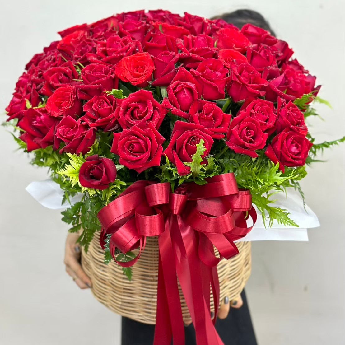 ตะกร้าดอกไม้ "Love Overflow"