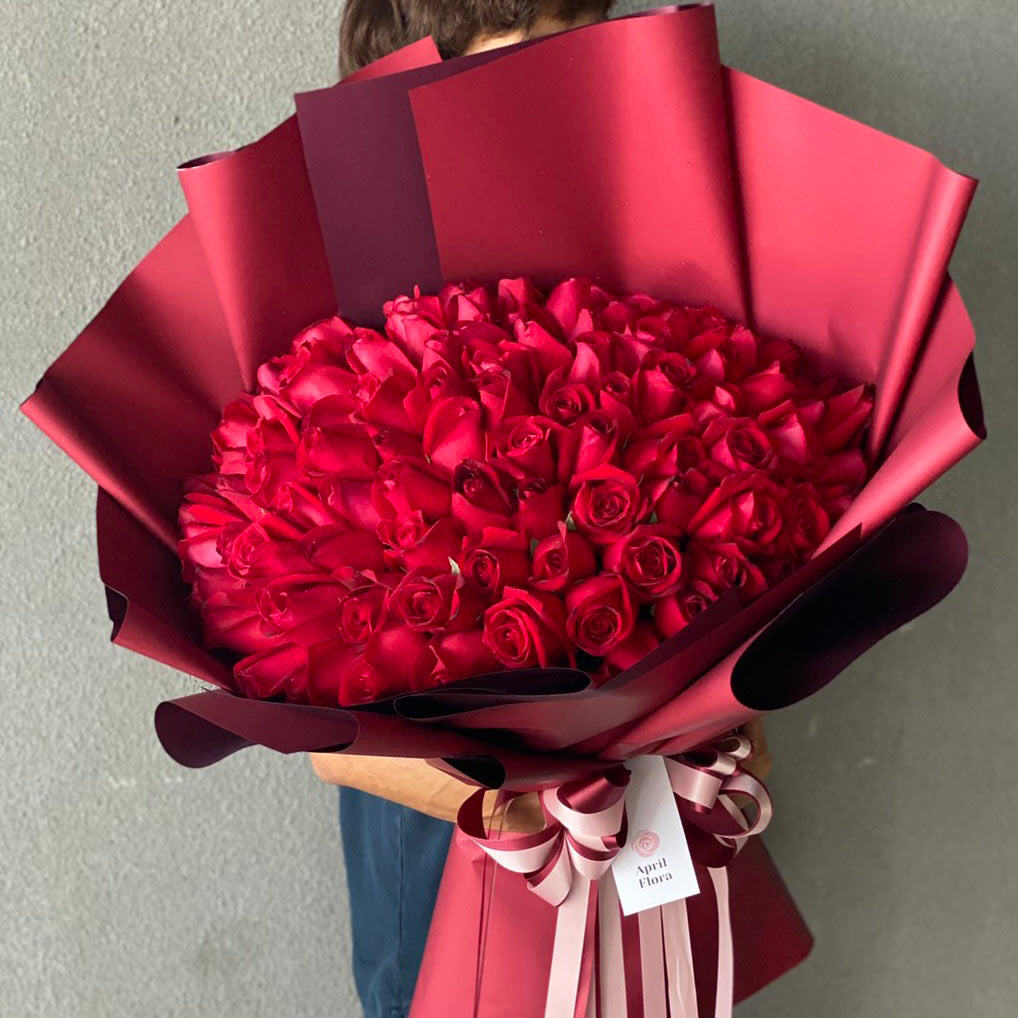 "Just the way you are" Bouquet Of 100 Red Roses