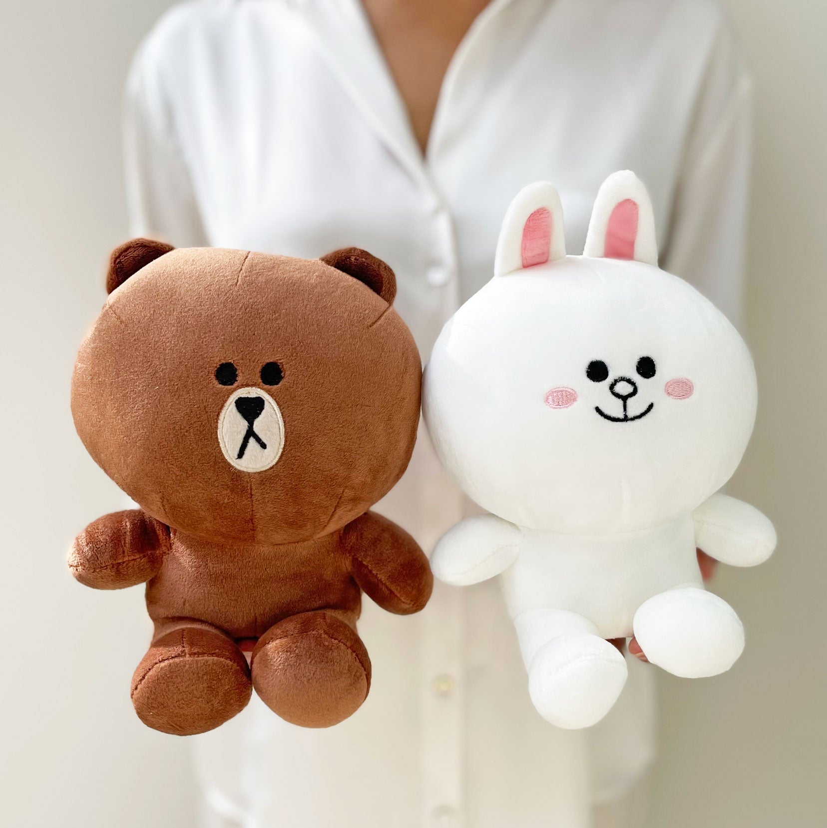 Cony Rabbit (H 25 CM)