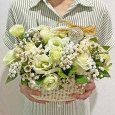 "Gratitude in Bloom" Basket of Flowers with Bottle of Scented Water กระเช้าน้ำอบ แด่คุณแม่ที่รัก